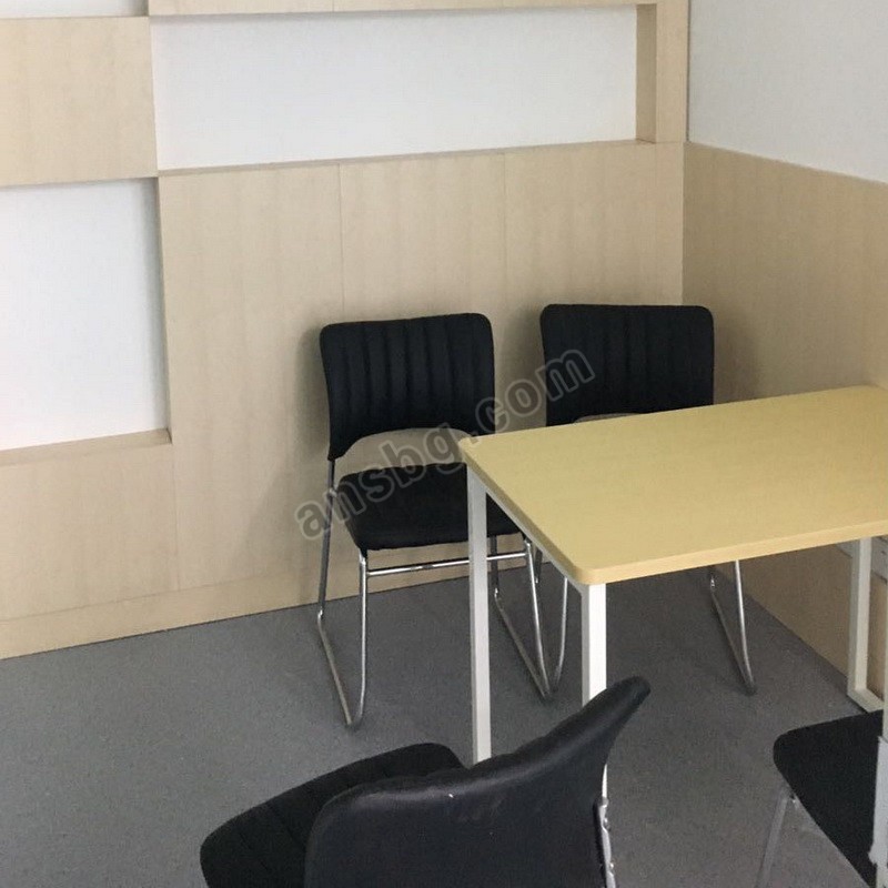 点击查看商品:课桌椅